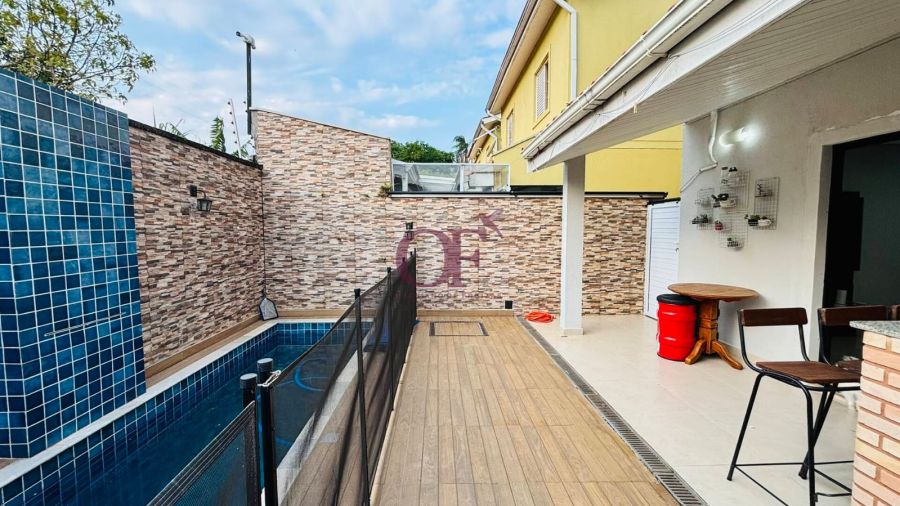 Casa em Condom�nio - Venda - Medeiros - Jundia� - SP