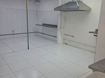 Sal�o comercial com cozinha delivery