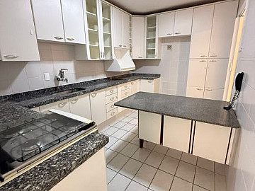  LOCA��O � Apartamento no Morada do Japy