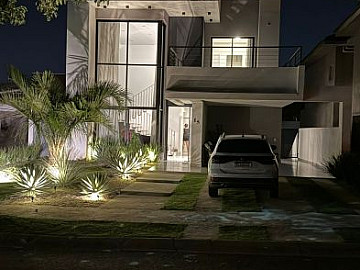 SOBRADO DE ALTO PADR�O � VENDA NO IBI ARAM I